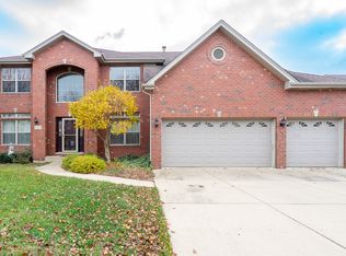 16303 Lakeside Dr, Lockport, IL 60441
