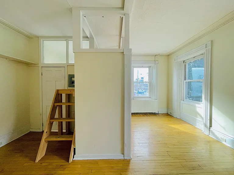 111 College St #1C — Photo 13