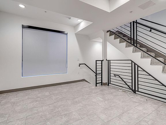 2nd image of 3815 W Avenue 43 #219