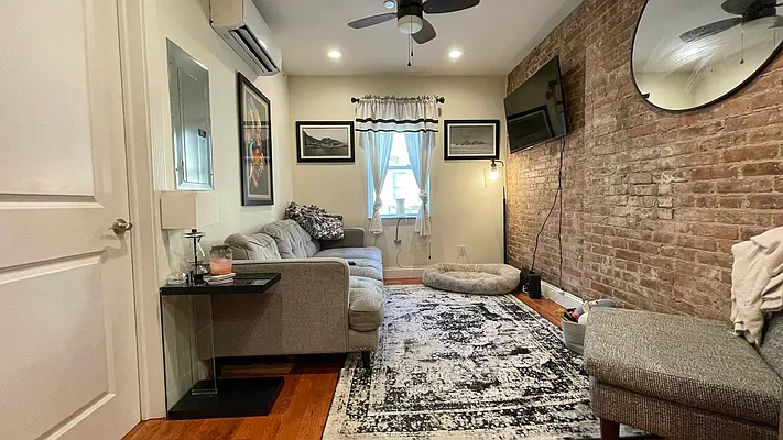 Rented by Strivers Management Group Corp (Brokerage) | media 1