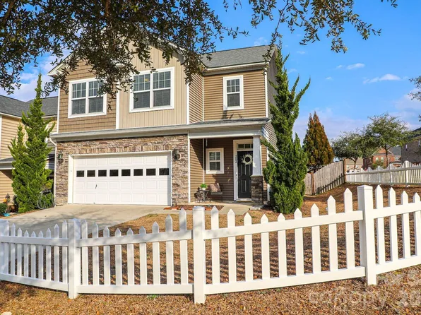 202 Penwood Ln, Lexington, SC 29072