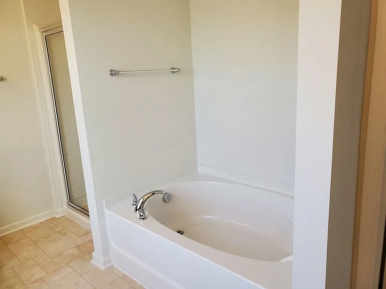 104 Bushwood Dr — Photo 15