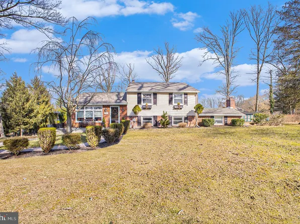 537 Bob White Ter, Wayne, PA 19087