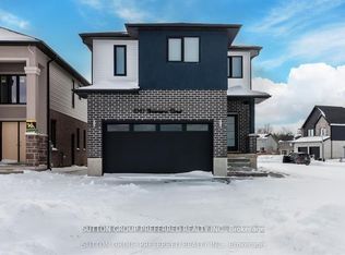 1041 Karenana Rd, London, ON N6M 0K2