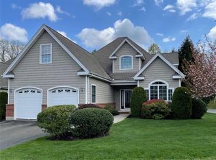 2 Avery Rd #2, Bloomfield, CT 06002