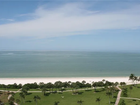 3971 Gulf Shore BLVD N #1404, NAPLES, FL 34103