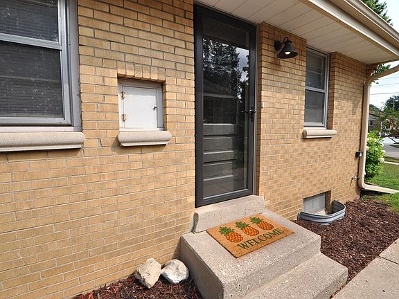 2nd image of 5745 N Dexter Ave