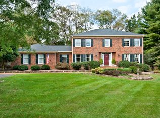 7446 Ashley Dr, Warrenton, VA 20187