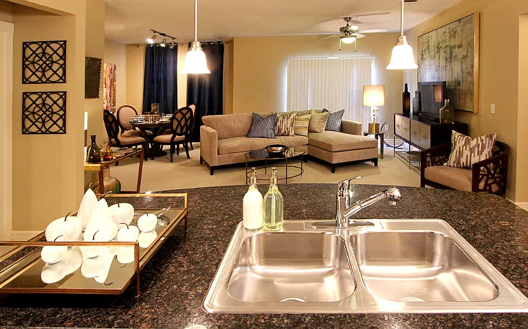 Delante Apartments — Photo 24