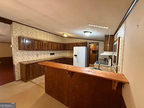 5th image of 535 Old Stagecoach Rd