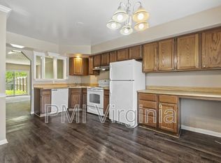 737 Waters Dr, Virginia Beach, VA 23462