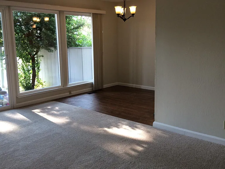 2039 Ascot Dr #2 — Photo 6