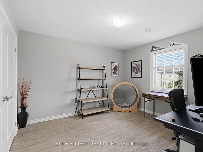 3320 Meadowgate Blvd #124 — Photo 14