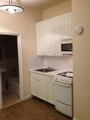 Rented by Sky Management | media 16