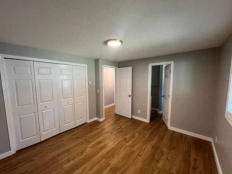 2177 Cosmoledo St — Photo 12