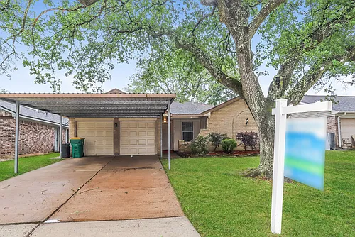 4313 Lariat Dr Photo 1