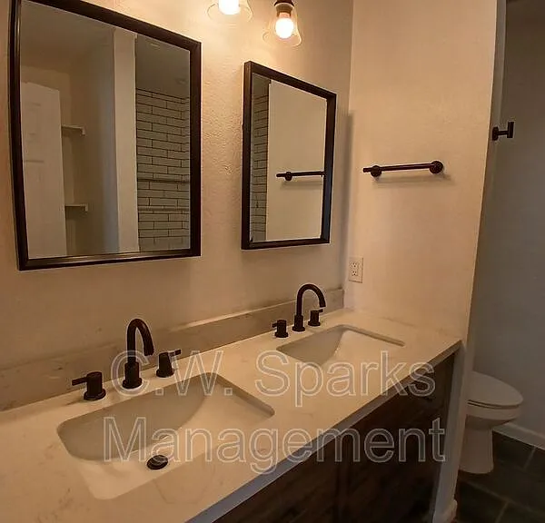 3610 Berrywood Cir — Photo 27
