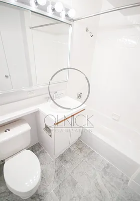 Rented by Olnick Organization | media 5