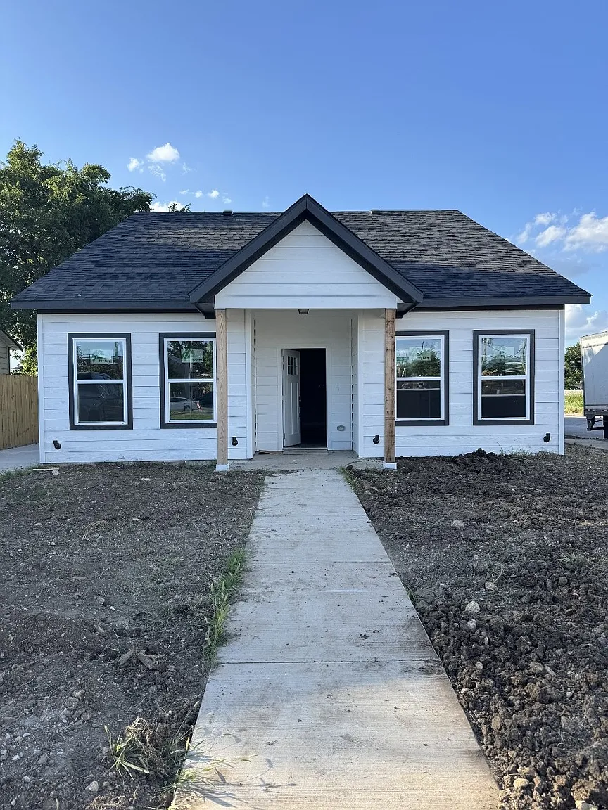 2937 Burton Ave, Fort Worth TX - Owner Finance Home