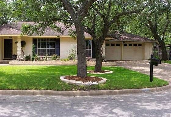 1st image of 1500 Laura Ln