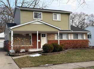 26144 Tawas St, Madison Heights, MI 48071