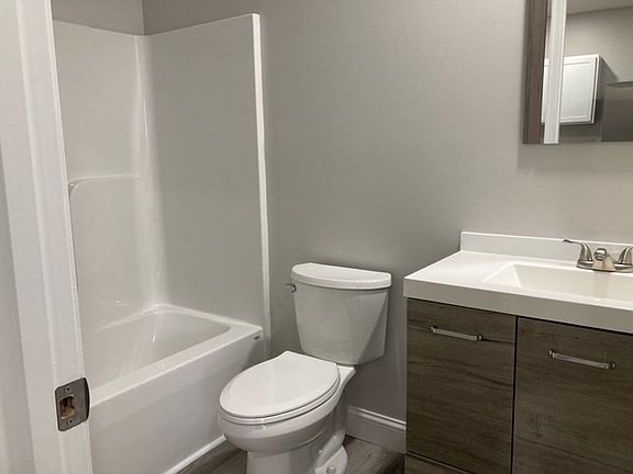 4th image of 17 James St APT 1