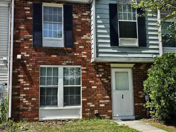 26 Victoria Manor Ct, Sicklerville, NJ 08081