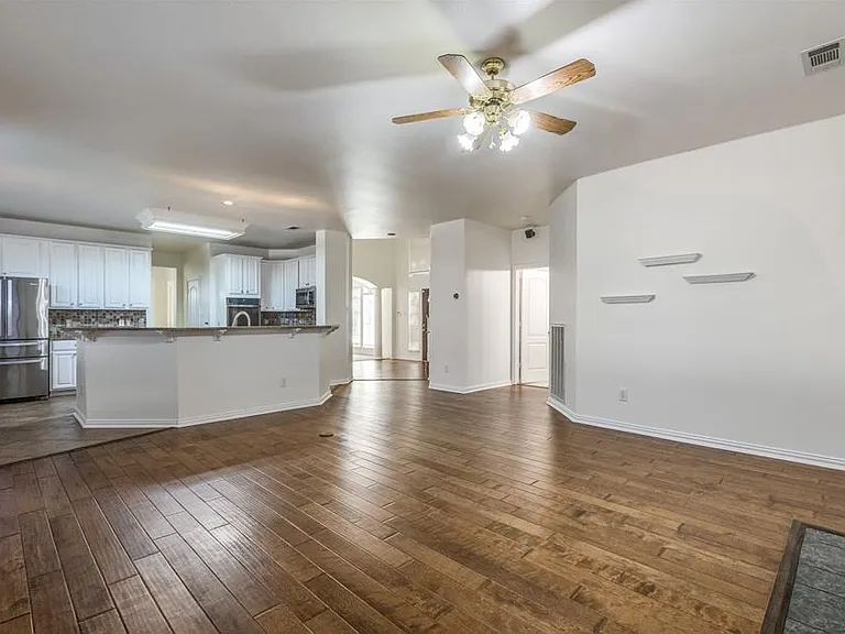 8924 High Meadows Dr — Photo 19