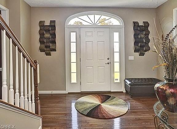 3rd image of 6819 Great Oaks Pkwy