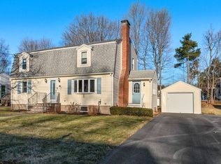 4 Kingsbury Rd, Canton, MA 02021