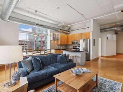 918 3rd St N #211, Minneapolis, MN, 55401