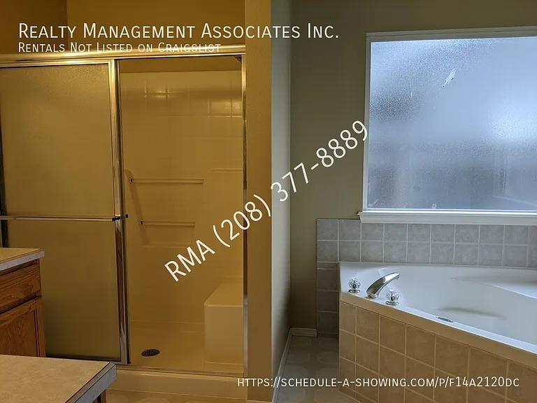 13426 W Acorn St — Photo 11