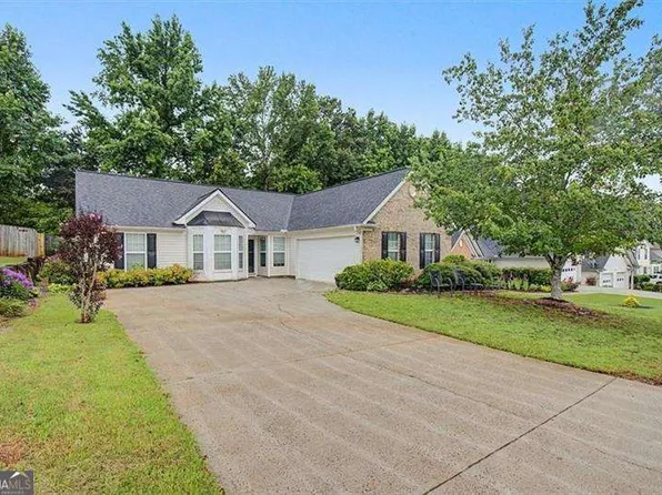 221 Mount Laurel Dr, Dallas, GA 30132