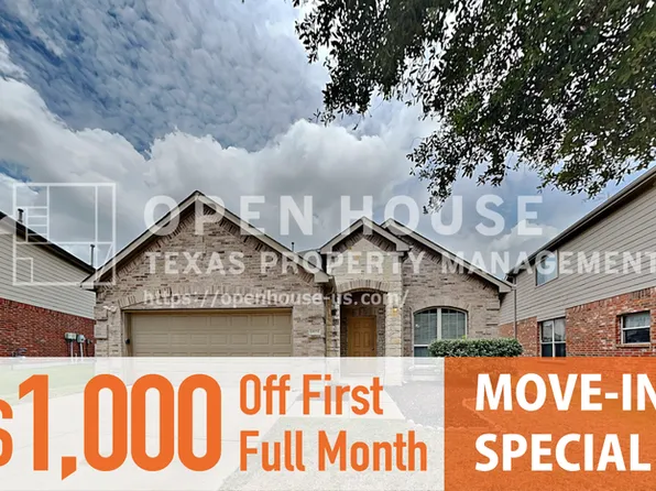 8828 Night Wind Ln, Fort Worth, TX 76244