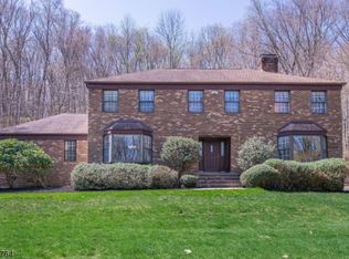 61 Mountainside Dr, Randolph, NJ 07869