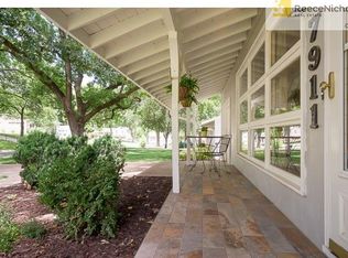 7911 Maple St, Prairie Village, KS 66208