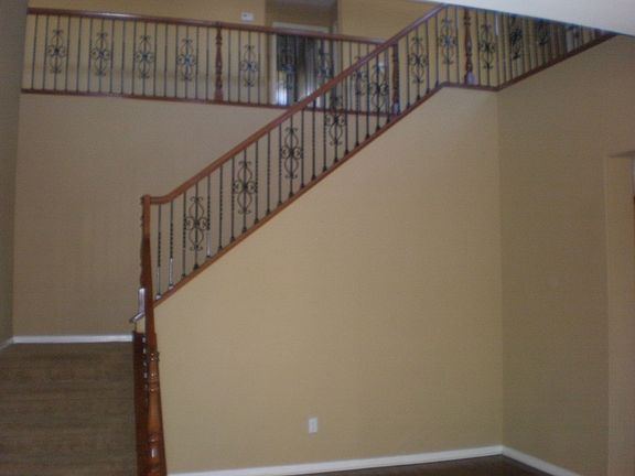 4th image of 45563 Basswood Ct