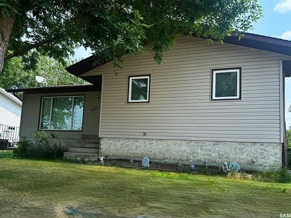 610 Hudson STREET, Hudson Bay, SK S0E 0Y0