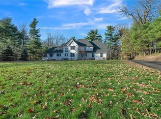 2316 Cromwell Rd, Stroudsburg, PA 18360