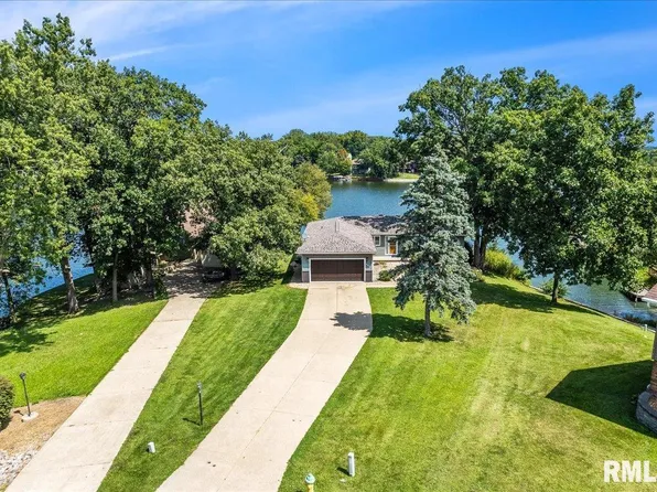 4601 S King Arthur Ct, Mapleton, IL 61547