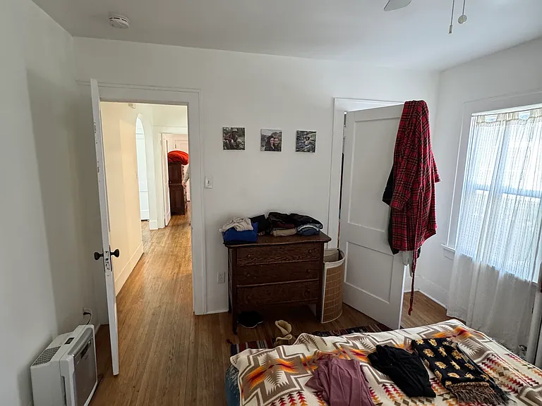 223 E Elizabeth St #1 — Photo 10