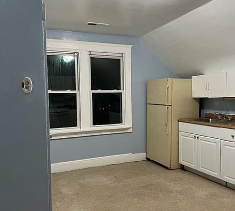 4th image of 96 Greenwich Ave Floor 3