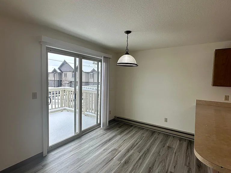 114 W Adams Ave #13 — Photo 5