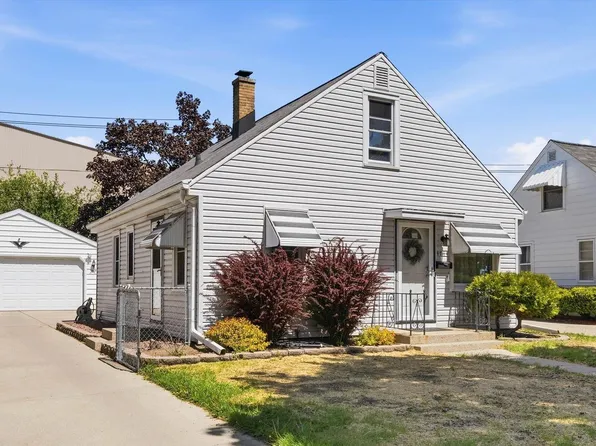 4744 W Montrose AVENUE, Brookfield, WI 53045
