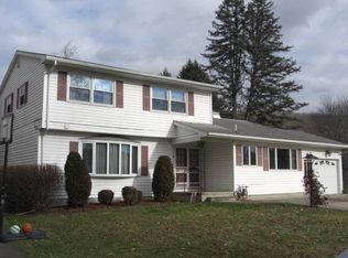 8 Pershing St, Corning, NY 14830