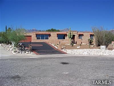1st image of 4430 N Rockcliff Pl