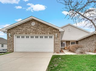 10636 Keystone Ln, Winfield, IN 46307