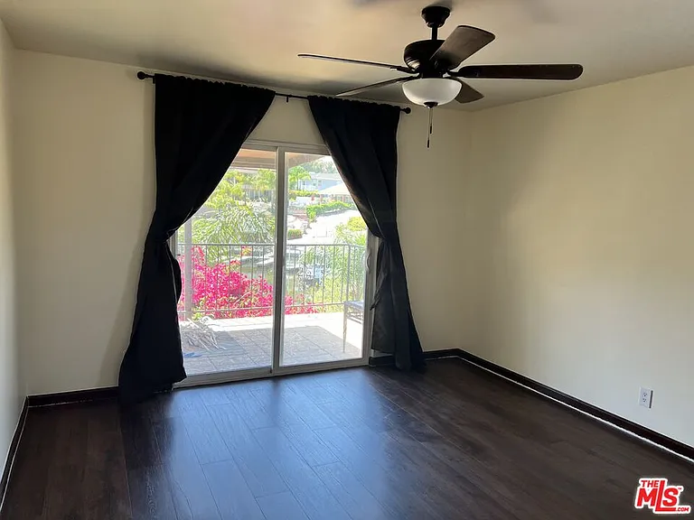 21963 Strawberry Ln — Photo 13