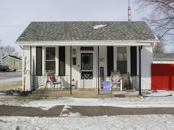 16 Jamestown Rd, South Charleston, OH 45368