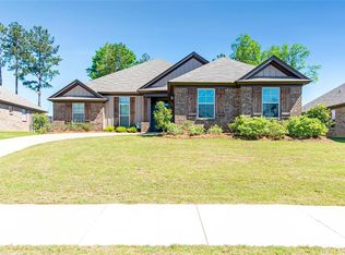 9179 Crescent Lodge Cir, Pike Road, AL 36064